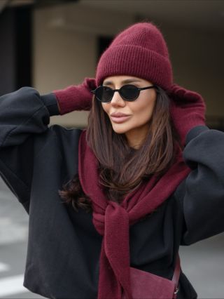 Dámsky set - čiapka, šál a rukavice v 4 farbách Cena 49.90€ • materiál 50% viskóza, 30% angora, 20% vlna...